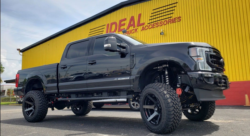 Lifted black Ford Super Duty